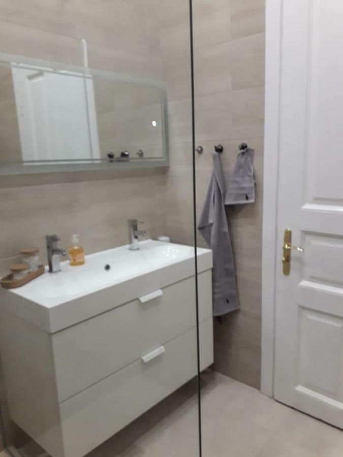 La Dolce Vita, Luxury In The Absolute Center Apartment Burgas ภายนอก รูปภาพ