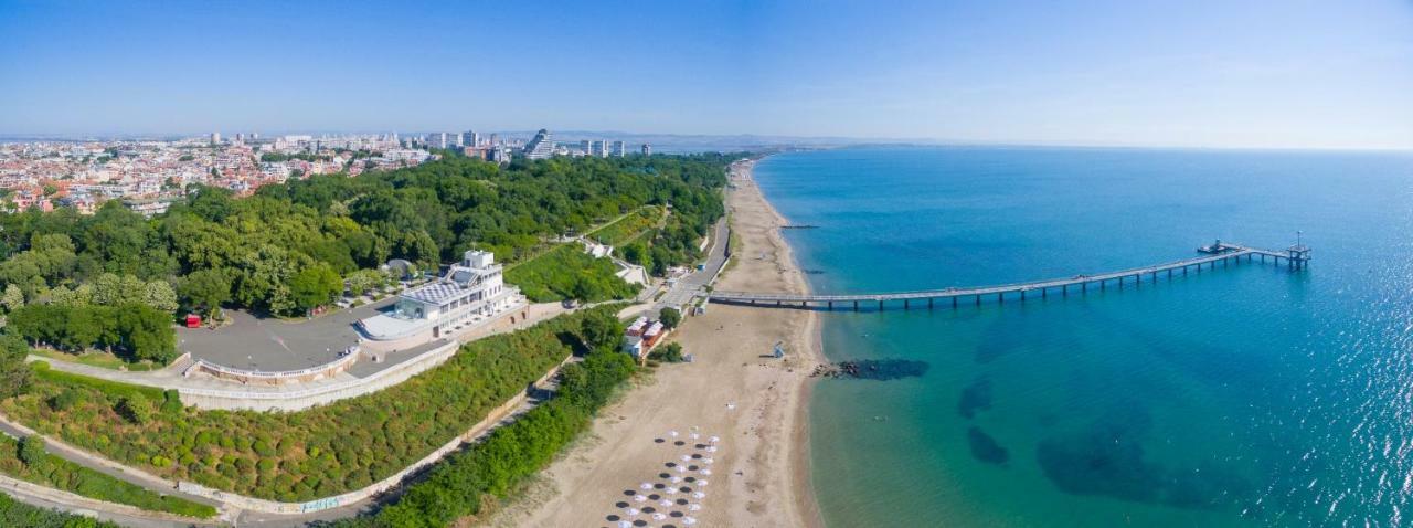 La Dolce Vita, Luxury In The Absolute Center Apartment Burgas ภายนอก รูปภาพ